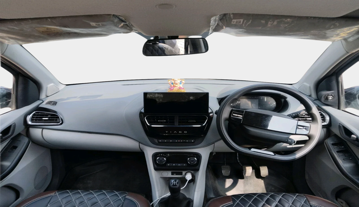 2025 Tata Tiago XZ iCNG, Petrol, Manual, 7,036 km, interior