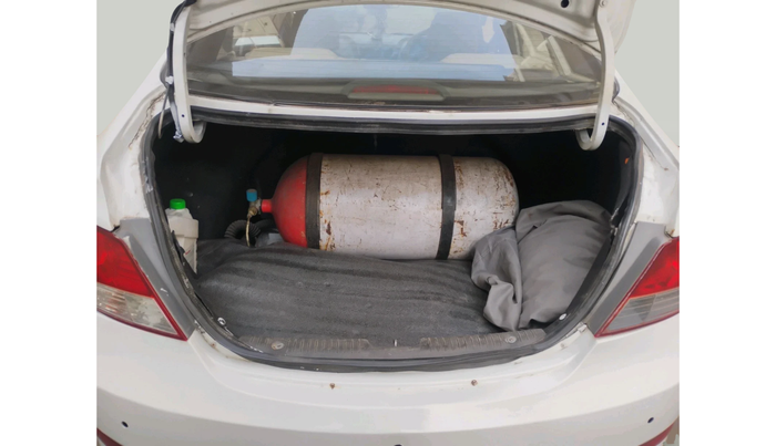 2011 Hyundai Verna FLUIDIC 1.6 VTVT EX, Petrol, Manual, 1,00,178 km, exterior