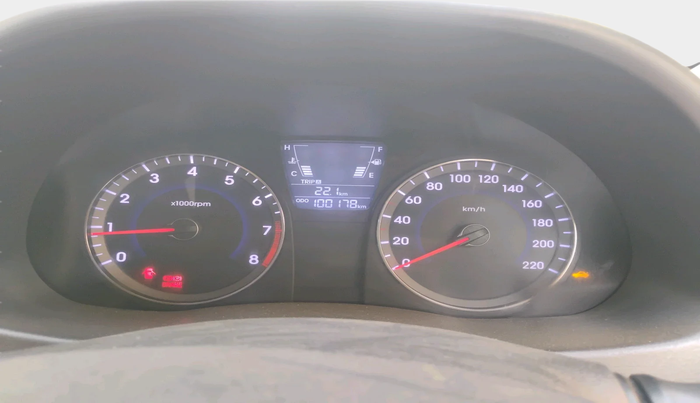 2011 Hyundai Verna FLUIDIC 1.6 VTVT EX, Petrol, Manual, 1,00,178 km, interior