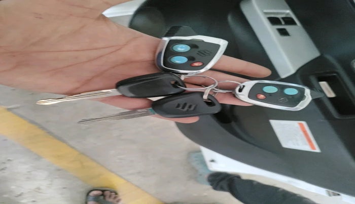 2016 Maruti Wagon R 1.0 LXI CNG, Petrol, Manual, 1,06,085 km, interior