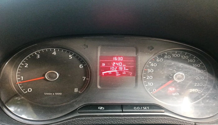 2011 Volkswagen Polo HIGHLINE 1.6L, Petrol, Manual, 1,02,183 km, interior