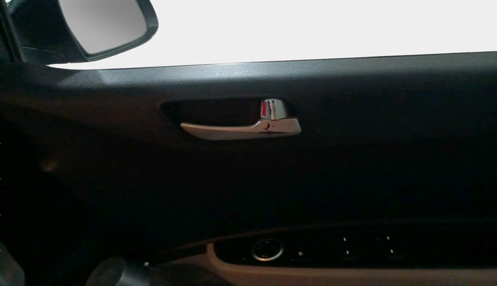 2015 Hyundai Xcent S (O) 1.2, Petrol, Manual, 1,08,769 km, interior