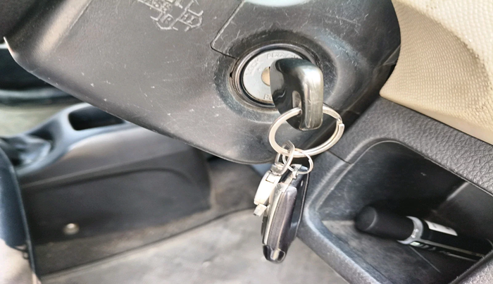 2017 Maruti Wagon R 1.0 LXI CNG, Petrol, Manual, 1,15,588 km, interior