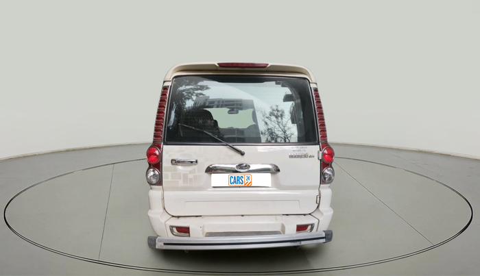 2013 Mahindra Scorpio SLE, Diesel, Manual, 1,45,176 km, exterior