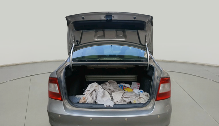 2012 Skoda Rapid ACTIVE 1.6 TDI CR MT, Diesel, Manual, 88,049 km, exterior