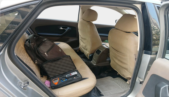 2012 Skoda Rapid ACTIVE 1.6 TDI CR MT, Diesel, Manual, 88,049 km, interior