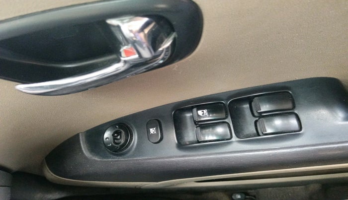 2011 Hyundai i10 SPORTZ 1.2 AT, Petrol, Automatic, 73,727 km, interior