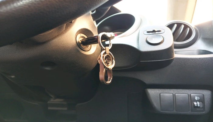 2011 Honda Jazz 1.2L I-VTEC BASE, Petrol, Manual, 1,14,300 km, interior