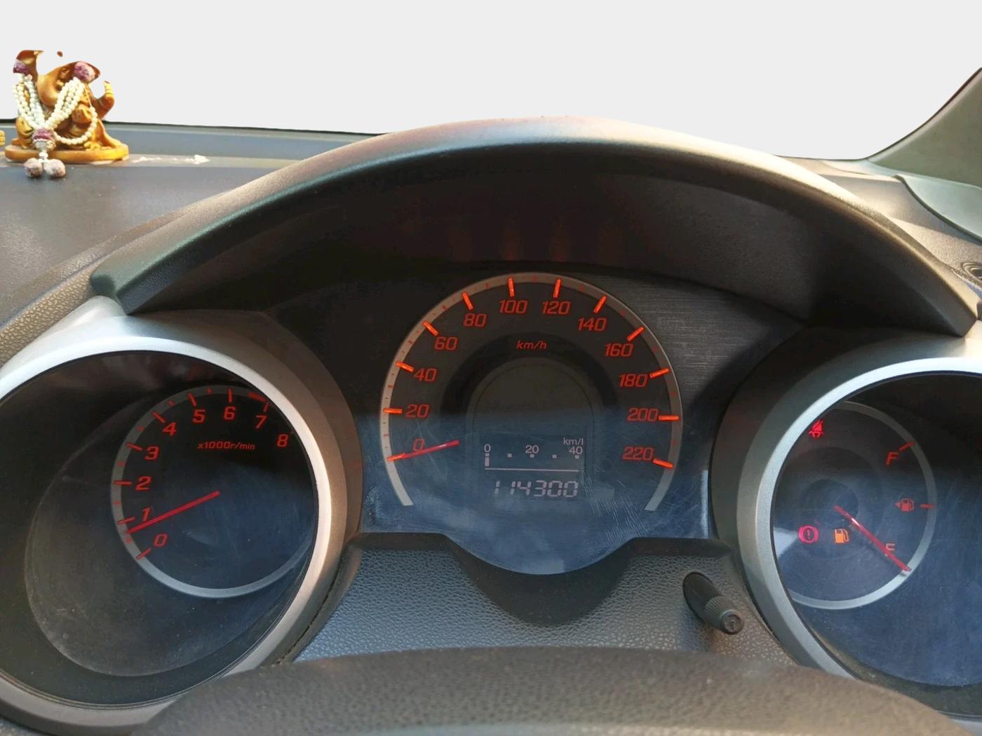 2011 Honda Jazz 1.2L I-VTEC BASE, Petrol, Manual, 1,14,300 km, interior