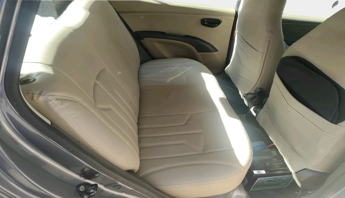 2015 Hyundai i10 MAGNA 1.1, Petrol, Manual, 64,796 km, interior