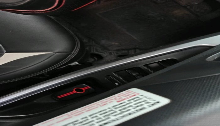 2022 Tata NEXON XMA SUNROOF PETROL, Petrol, Automatic, 49,777 km, interior