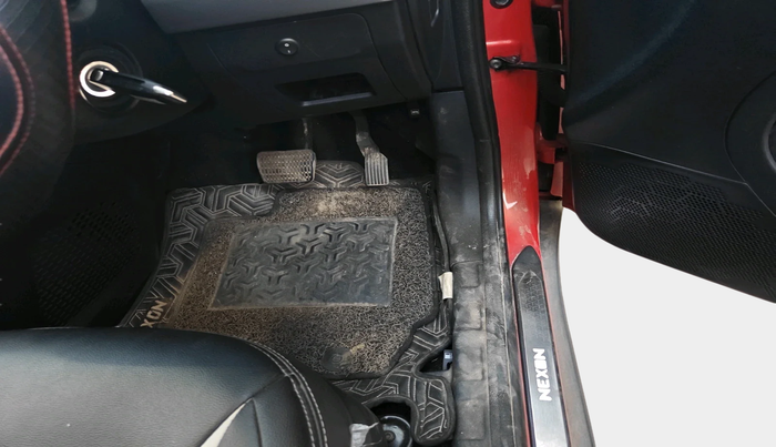 2022 Tata NEXON XMA SUNROOF PETROL, Petrol, Automatic, 49,777 km, interior