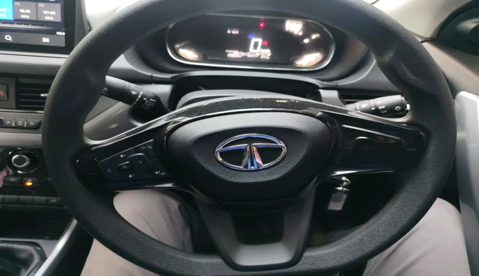2021 Tata NEXON XM SUNROOF PETROL, Petrol, Manual, 23,000 km, interior