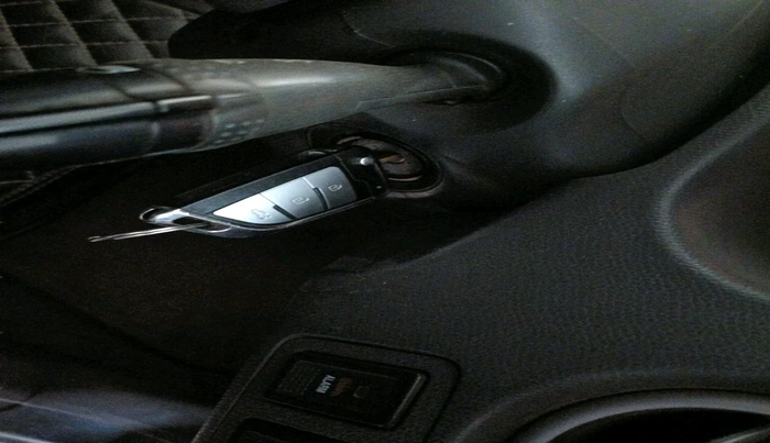 2011 Maruti Swift VXI, Petrol, Manual, 1,23,068 km, interior