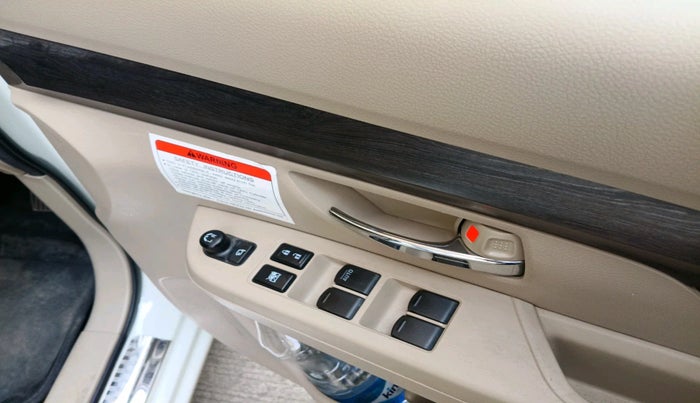 2024 Maruti Ertiga ZXI (O) CNG, Petrol, Manual, 20,605 km, interior