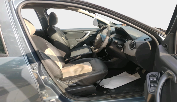 2012 Renault Duster 85 PS RXE DIESEL, Diesel, Manual, 1,02,756 km, interior