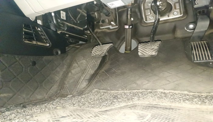 2023 Hyundai VENUE SX 1.2 PETROL, Petrol, Manual, 42,991 km, interior