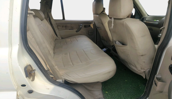 2012 Mahindra Scorpio SLE, Diesel, Manual, 1,37,828 km, interior