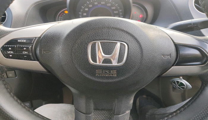 2015 Honda Brio VX AT, Petrol, Automatic, 1,05,768 km, interior