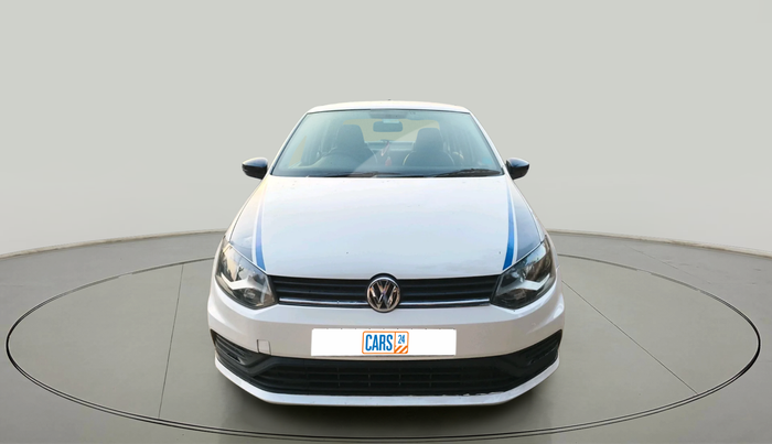 2017 Volkswagen Ameo COMFORTLINE 1.2L, Petrol, Manual, 1,05,831 km, exterior