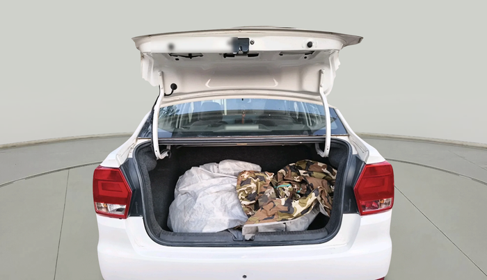 2017 Volkswagen Ameo COMFORTLINE 1.2L, Petrol, Manual, 1,05,831 km, exterior