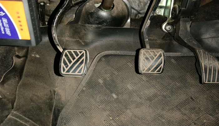 2011 Maruti Swift VXI, Petrol, Manual, 84,907 km, interior