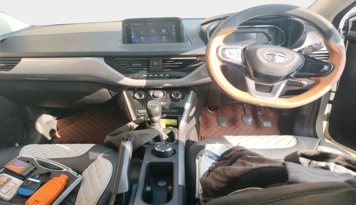 2023 Tata NEXON XM PLUS SUNROOF PETROL, Petrol, Manual, 40,126 km, interior