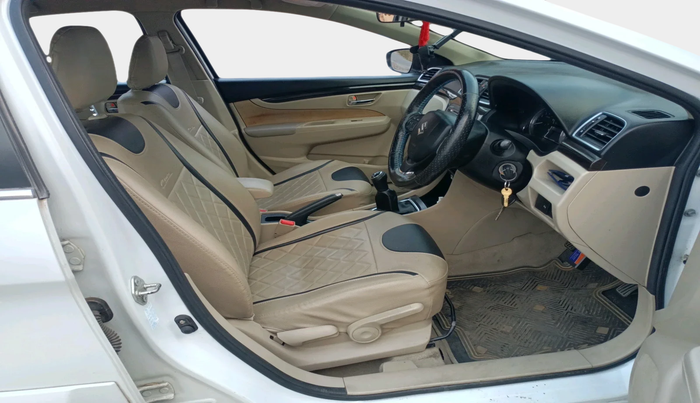 2016 Maruti Ciaz VXI+, Petrol, Manual, 89,808 km, interior