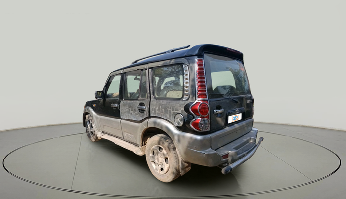 2010 Mahindra Scorpio SLE, Diesel, Manual, 2,04,313 km, exterior