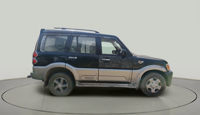 2010 Mahindra Scorpio SLE, Diesel, Manual, 2,04,313 km, exterior