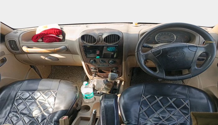 2010 Mahindra Scorpio SLE, Diesel, Manual, 2,04,313 km, interior