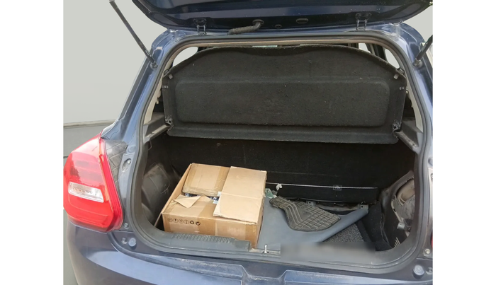 2018 Maruti Swift VXI, Petrol, Manual, 1,32,208 km, exterior