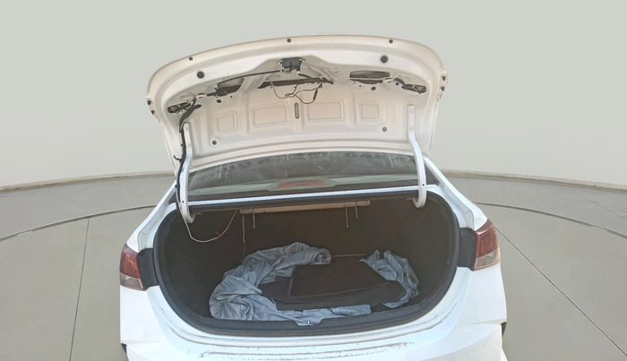 2022 Hyundai Verna S PLUS 1.5 CRDI, Diesel, Manual, 1,00,282 km, exterior