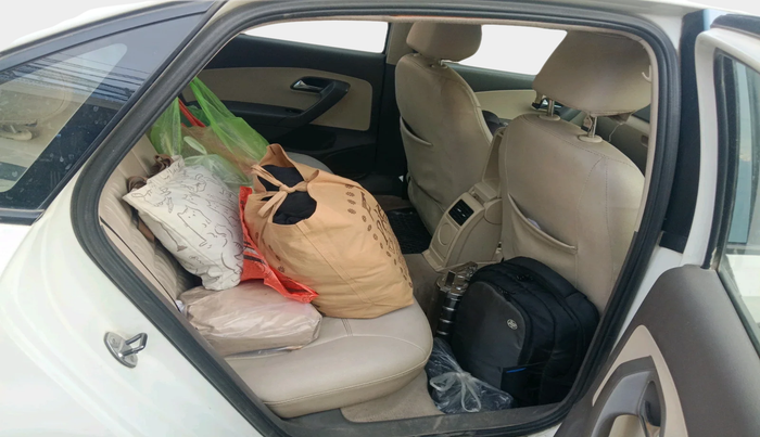 2010 Volkswagen Vento TRENDLINE 1.6, Petrol, Manual, 84,862 km, interior