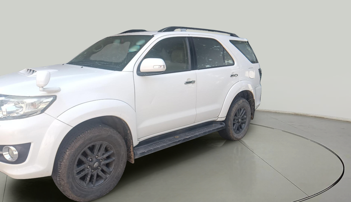 2015 Toyota Fortuner 3.0 4X2 MT, Diesel, Manual, 1,66,122 km, exterior
