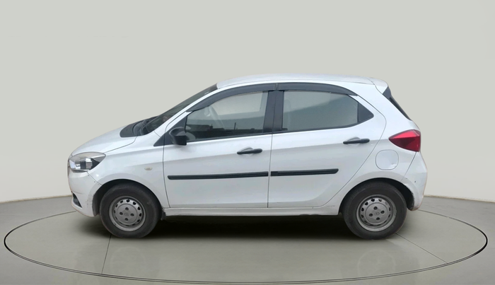 2016 Tata Tiago XM PETROL, Petrol, Manual, 1,12,464 km, exterior