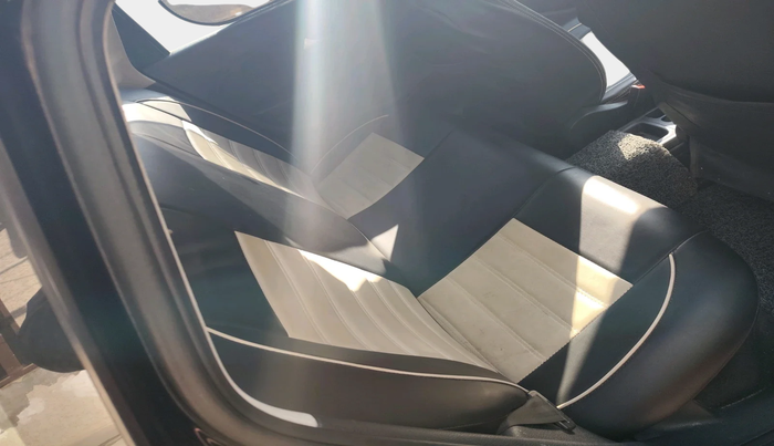 2018 Volkswagen Ameo TRENDLINE 1.0L, Petrol, Manual, 88,208 km, interior