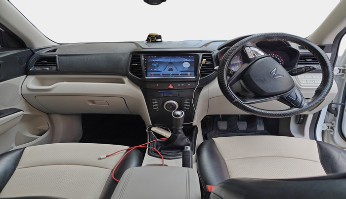 2023 Mahindra XUV300 W4 1.5 DIESEL, Diesel, Manual, 37,540 km, interior