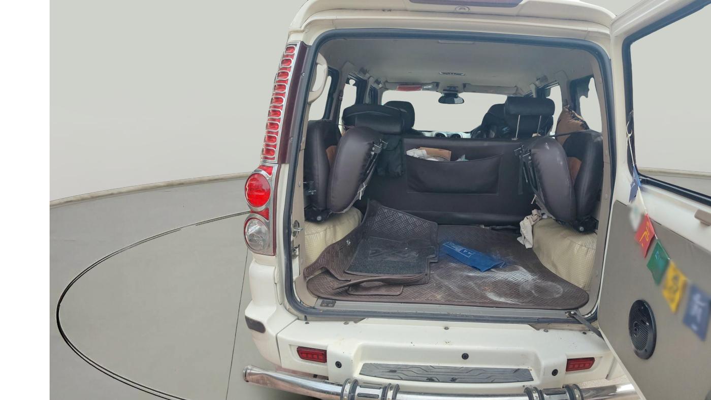 2012 Mahindra Scorpio VLX 2WD AIRBAG, Diesel, Manual, 1,01,824 km, exterior