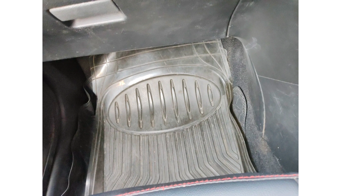 2013 Maruti Swift LDI, Diesel, Manual, 1,17,908 km, interior