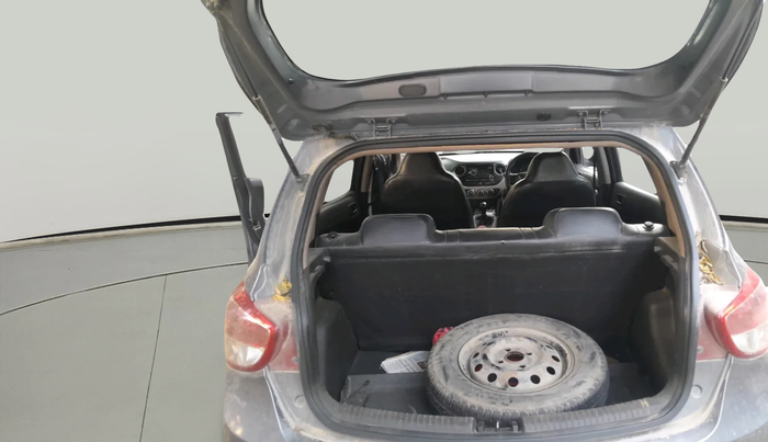 2013 Hyundai Grand i10 MAGNA 1.1 CRDI, Diesel, Manual, 88,472 km, exterior