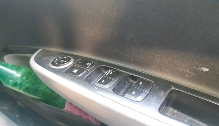 2013 Hyundai Grand i10 MAGNA 1.1 CRDI, Diesel, Manual, 88,472 km, interior