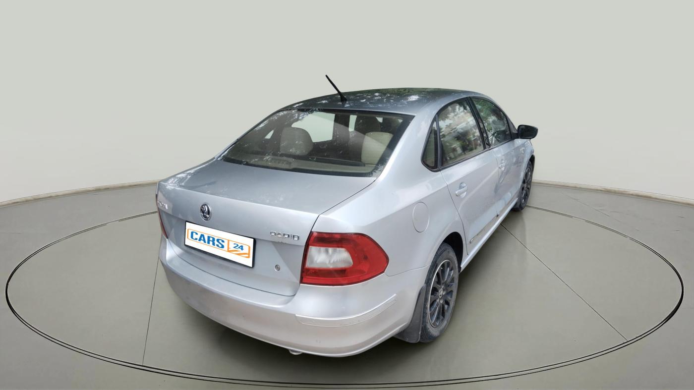 2014 Skoda Rapid 1.5 TDI CR ELEGANCE AT, Diesel, Automatic, 94,682 km, exterior