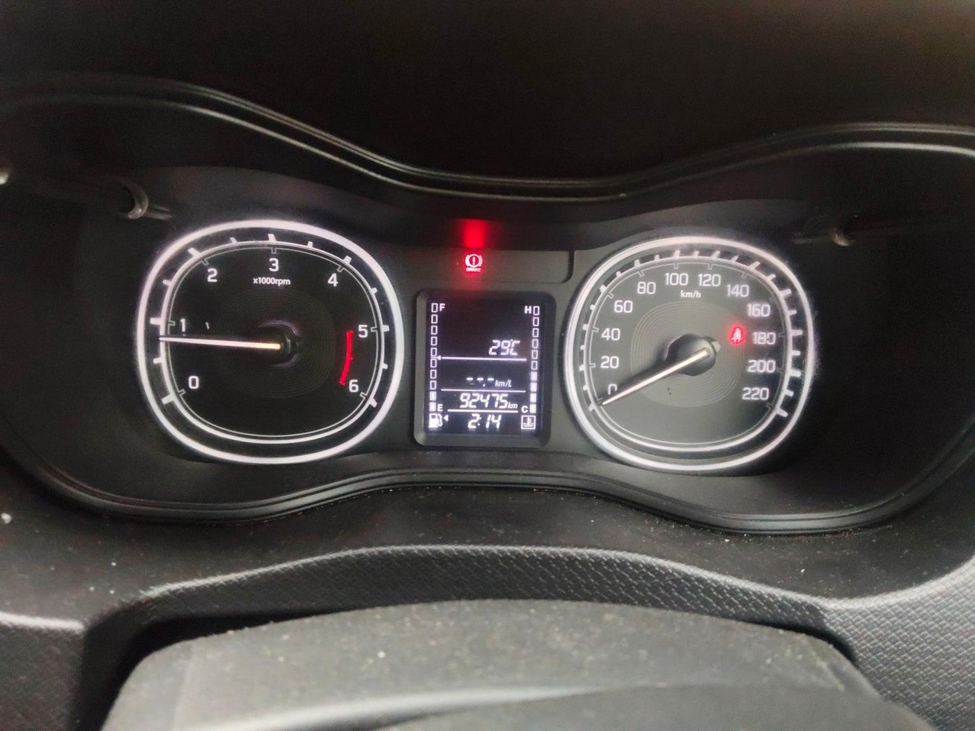 2020 Maruti Vitara Brezza ZDI, Diesel, Manual, 92,475 km, interior