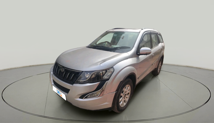 2015 Mahindra XUV500 W10, Diesel, Manual, 1,16,714 km, exterior