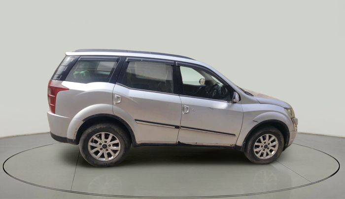 2015 Mahindra XUV500 W10, Diesel, Manual, 1,16,714 km, exterior