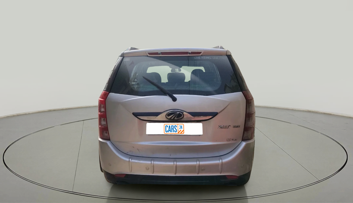 2015 Mahindra XUV500 W10, Diesel, Manual, 1,16,714 km, exterior