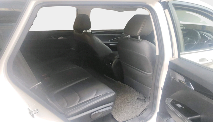 2019 MG HECTOR SHARP 2.0 DIESEL, Diesel, Manual, 1,09,374 km, interior