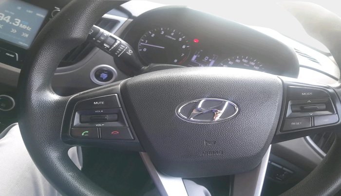 2016 Hyundai Creta SX PLUS 1.6 PETROL, Petrol, Manual, 65,384 km, interior