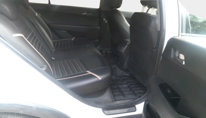 2016 Hyundai Creta SX PLUS 1.6 PETROL, Petrol, Manual, 65,384 km, interior